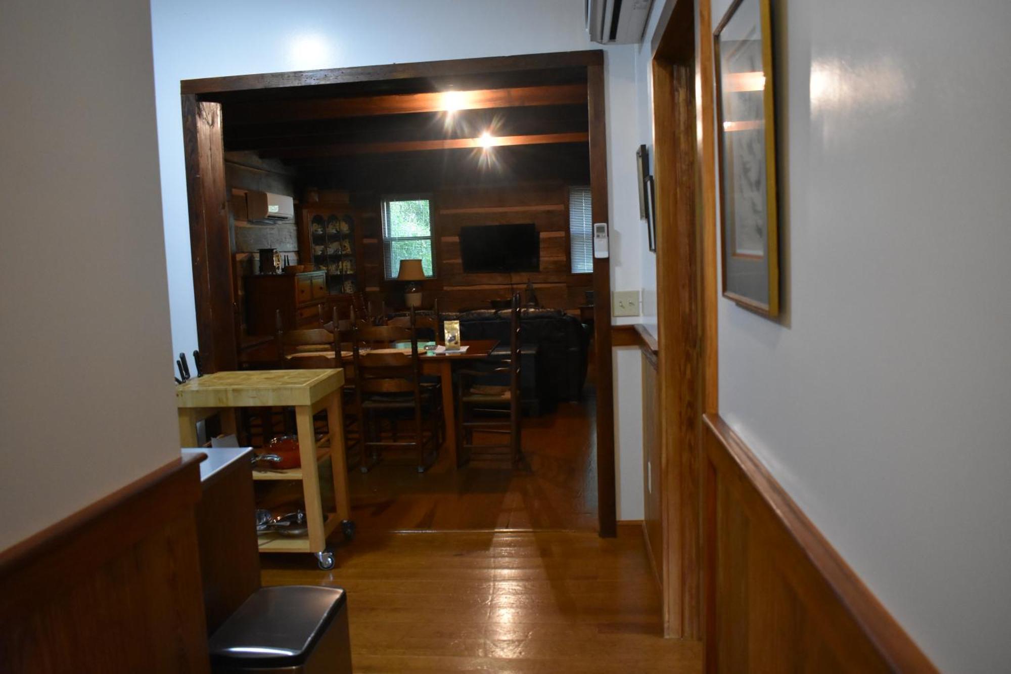 Restored1850S Log Cabin, With Gazebo And Gardens! 1 Mile To Downtown Вівервілл Екстер'єр фото